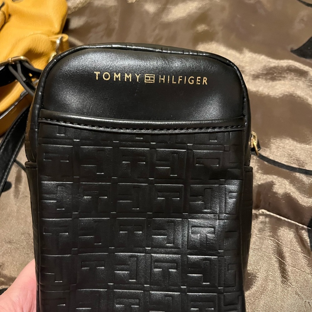 Tommy Hilfiger Black Crossbody